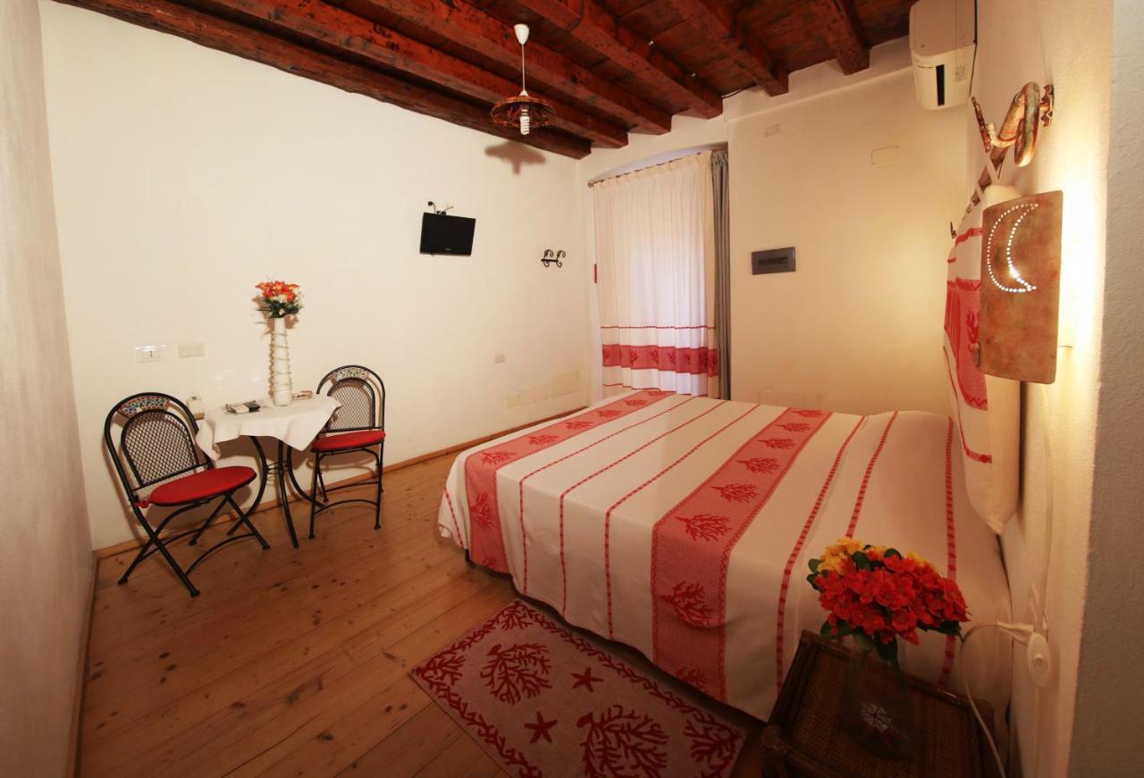 Bed and Breakfast Note Sulla Piazza Cagliari Exteriér fotografie